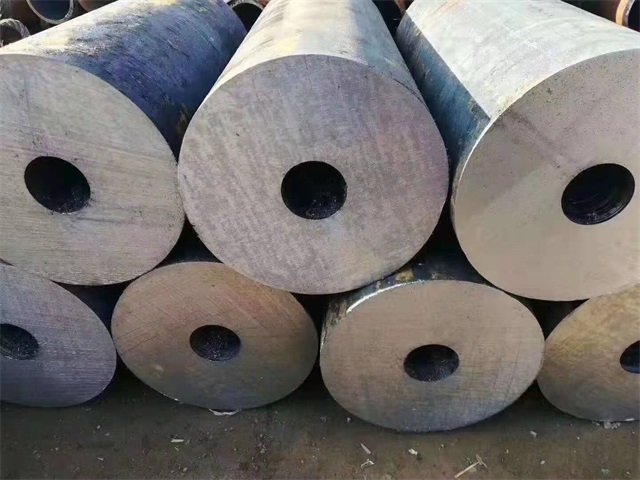 沈阳厚壁热轧无缝钢管
